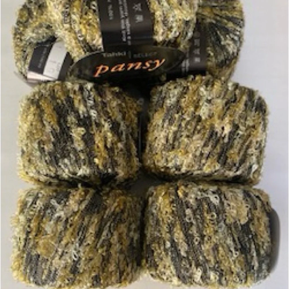 NWT! Tahki Select Pansy Green Yarn / 10 Skeins - Picture 4 of 6